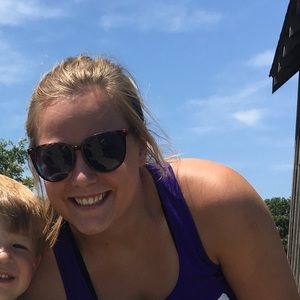 Meet your Posher, Jade